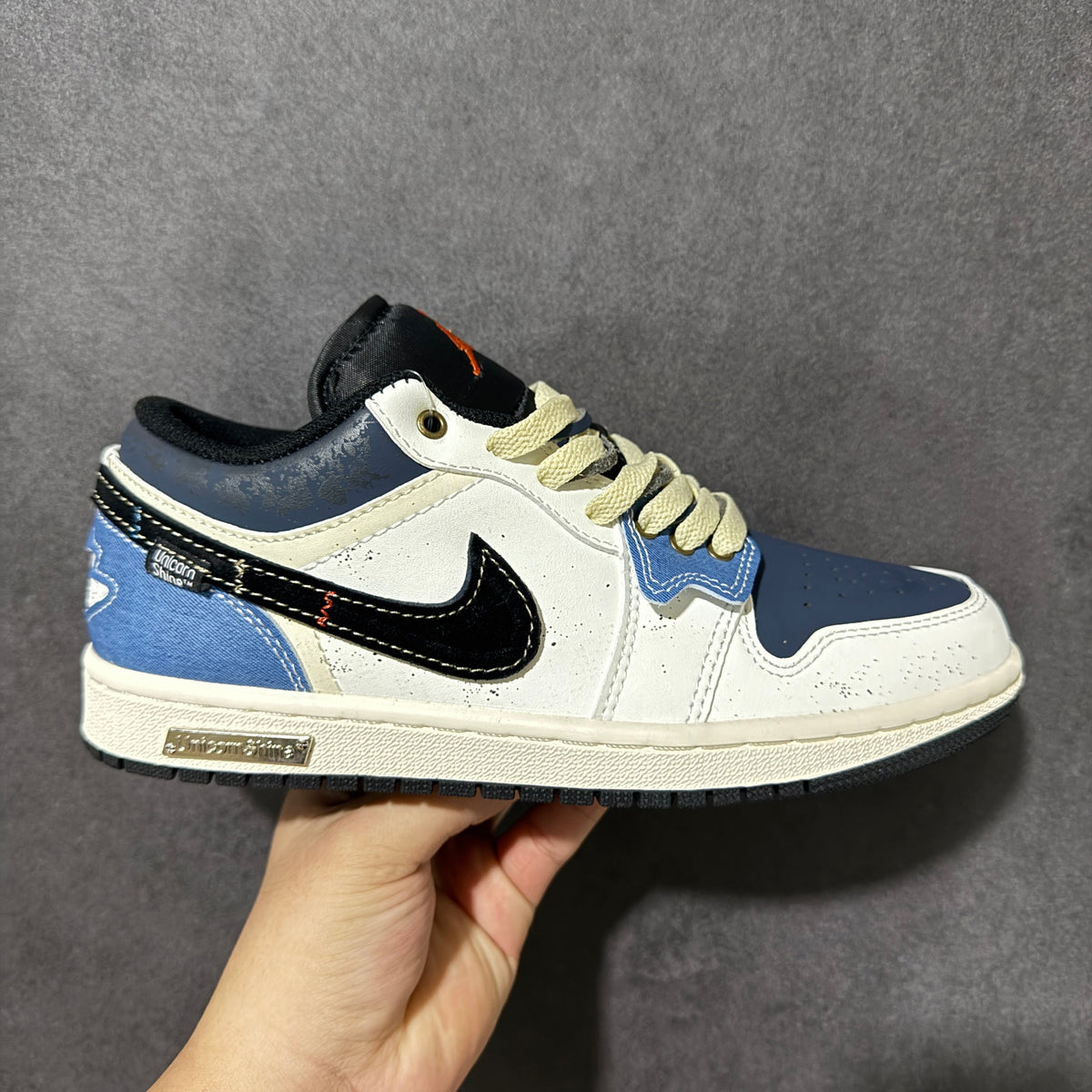 Air Jordan 1 Low-553558 081