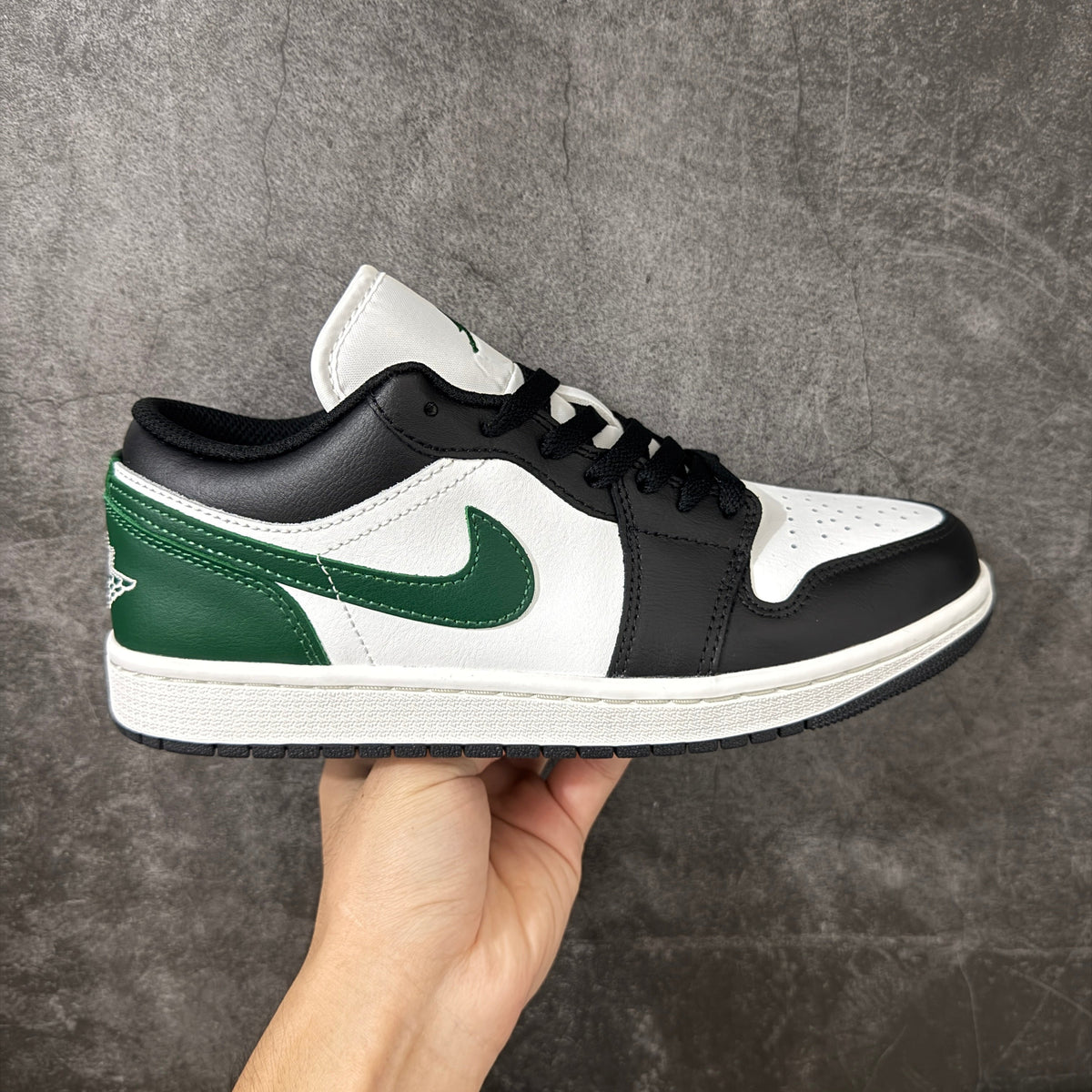 Air Jordan Low AJ1-553558-047