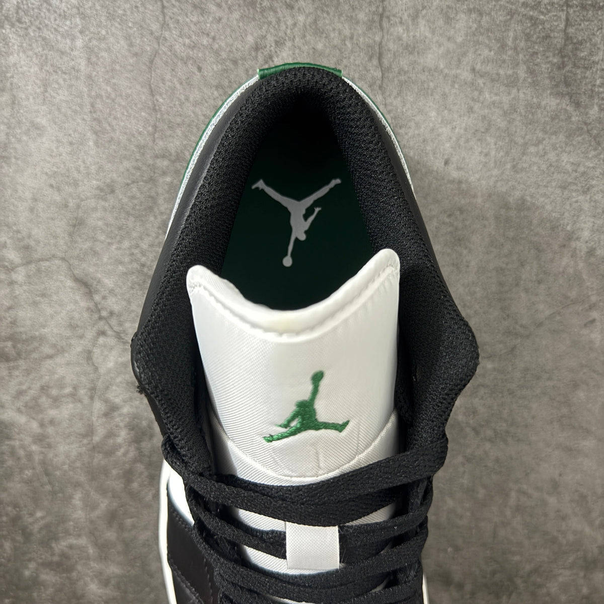 Air Jordan Low AJ1-553558-047