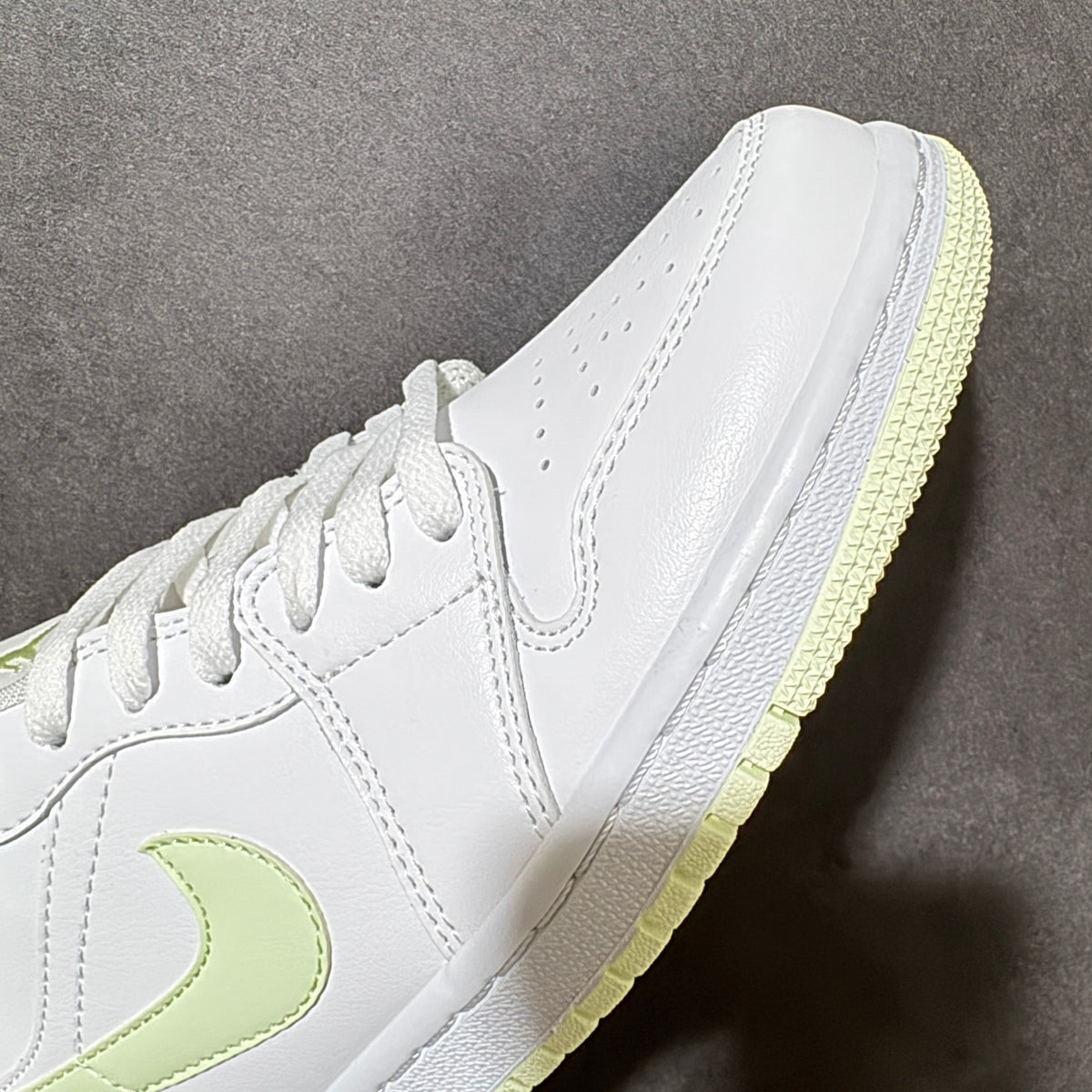 Air Jordan 1 Low-DC0774 115