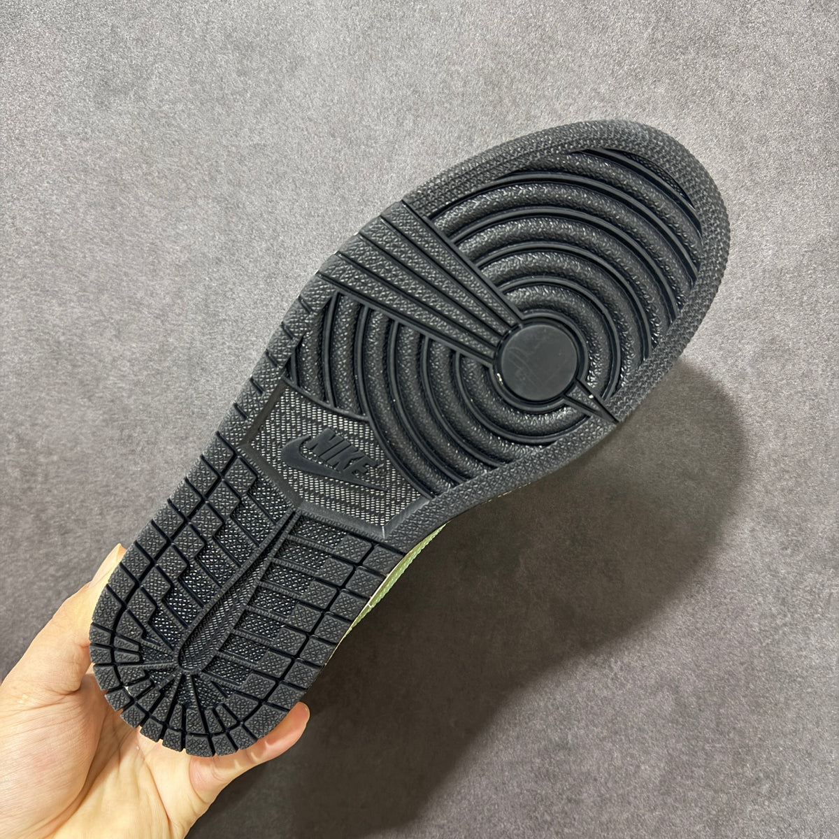 Air Jordan AJ1 Low-553560 081