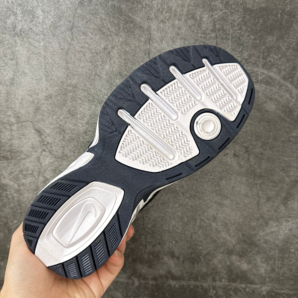 Air Monarch IV-415445-102