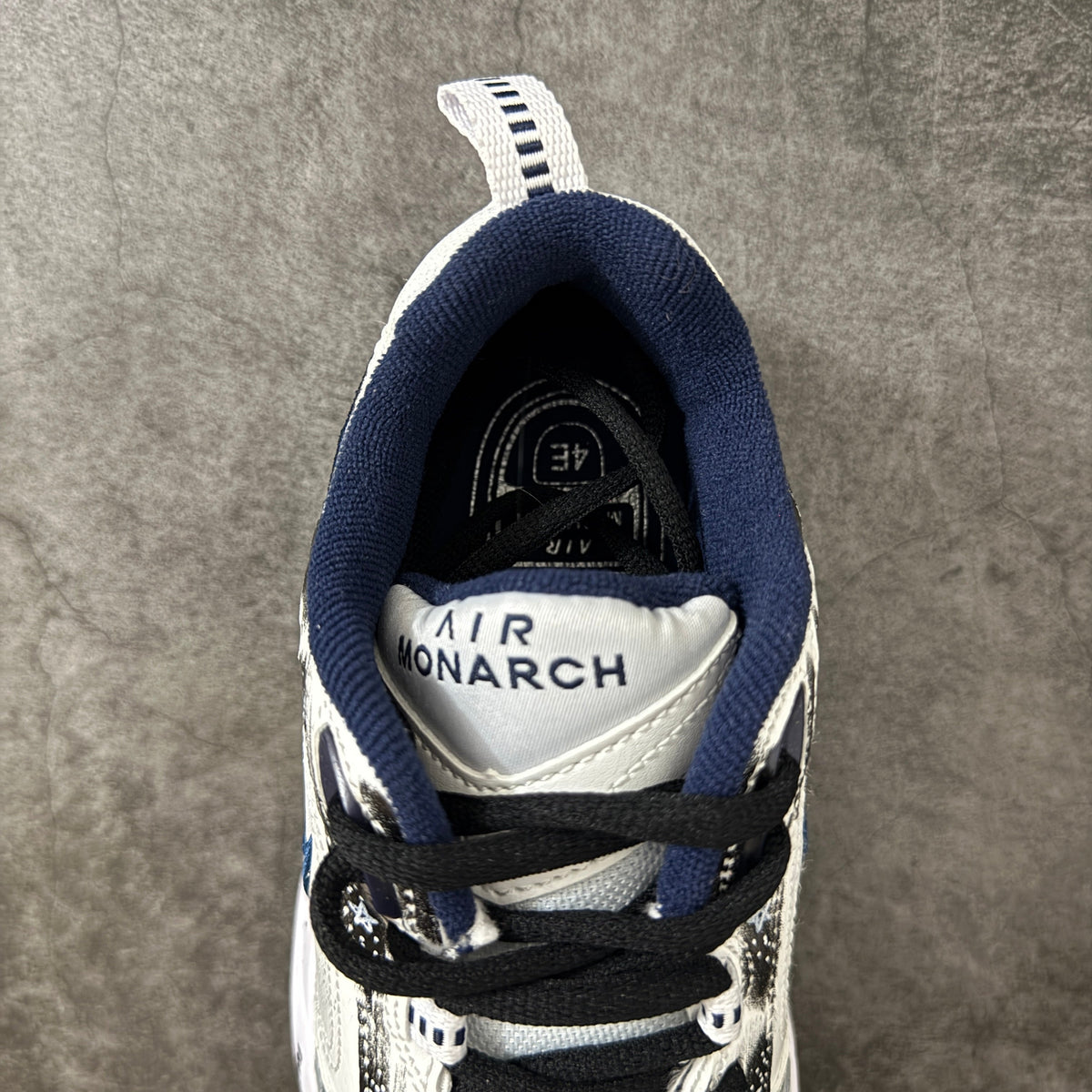 Air Monarch IV-415445-105
