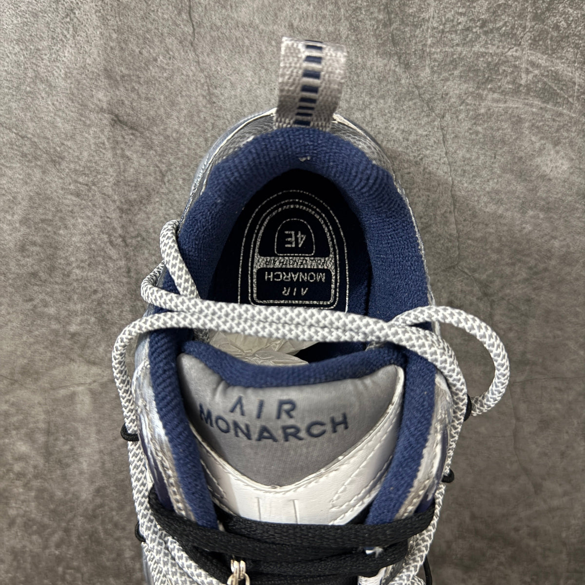 Air Monarch IV-415445-106