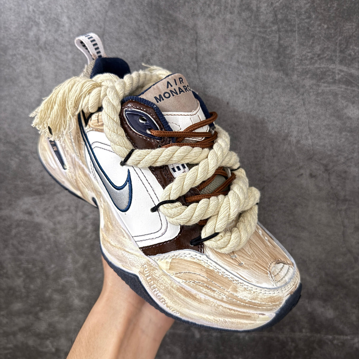 Air Monarch IV-415445-107