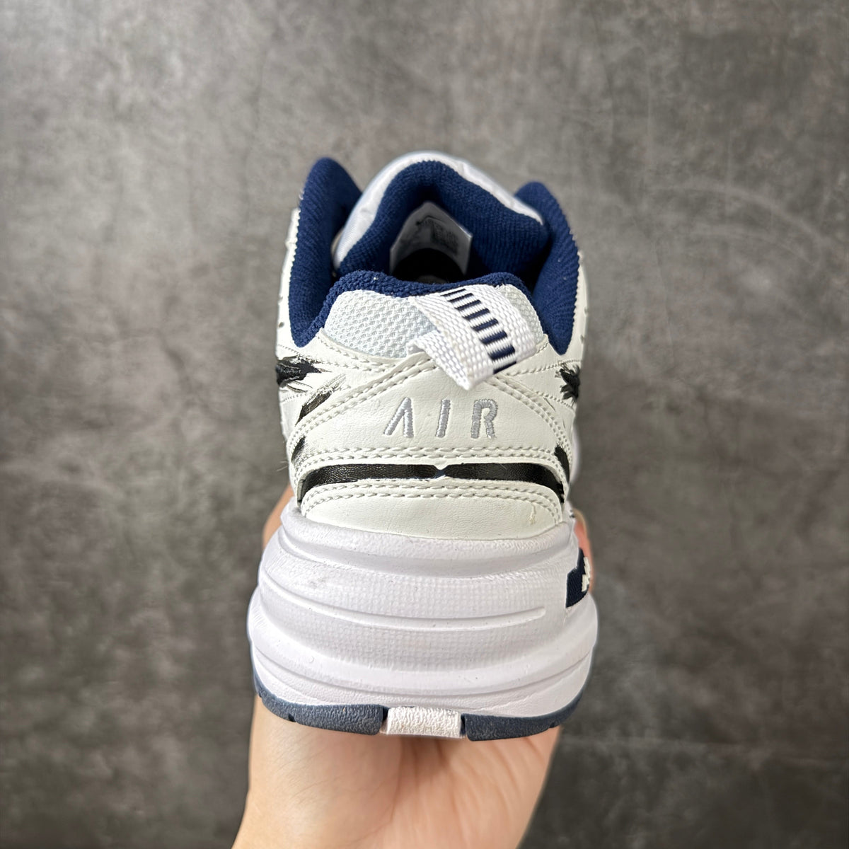 Air Monarch IV-415445-108