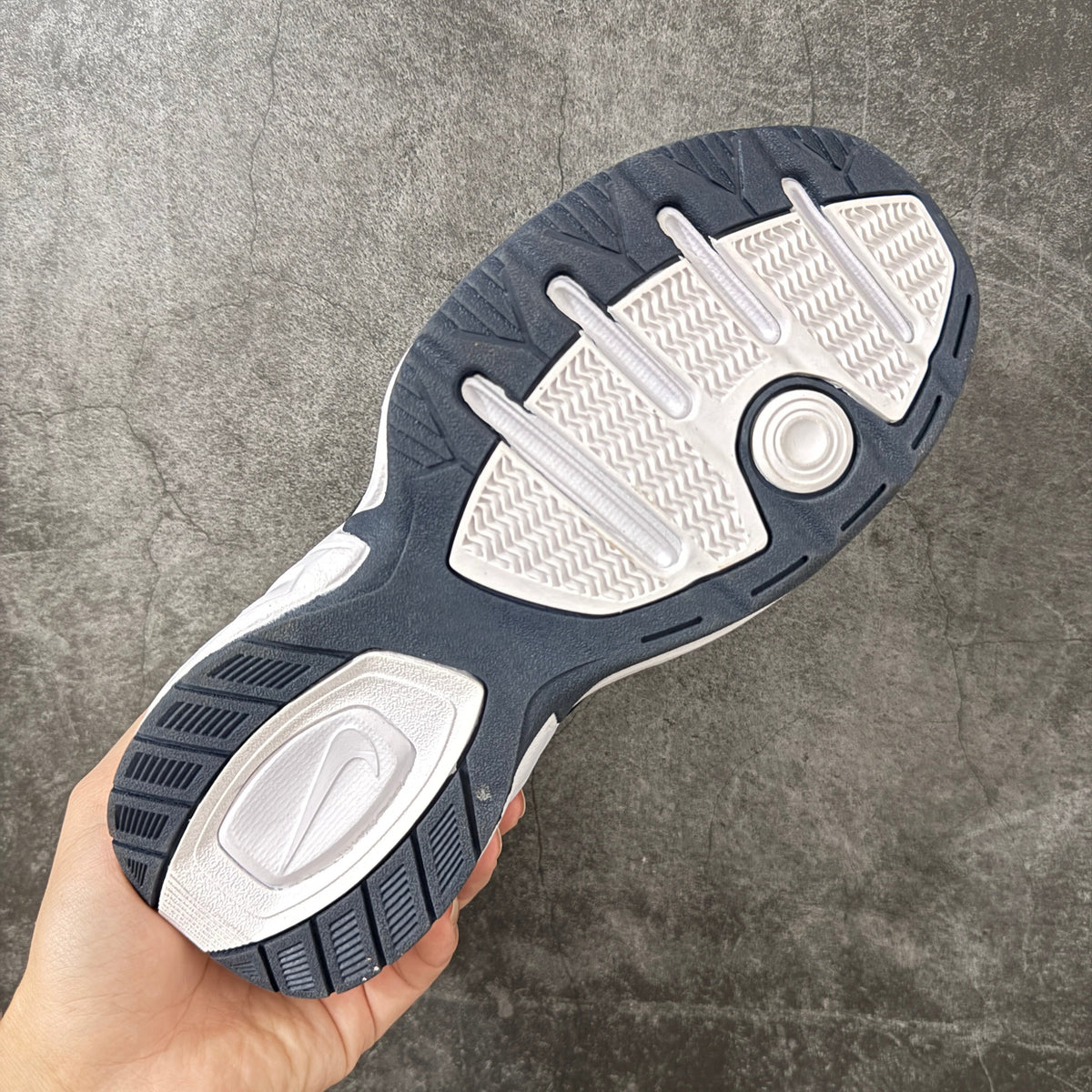 Air Monarch IV-415445-108