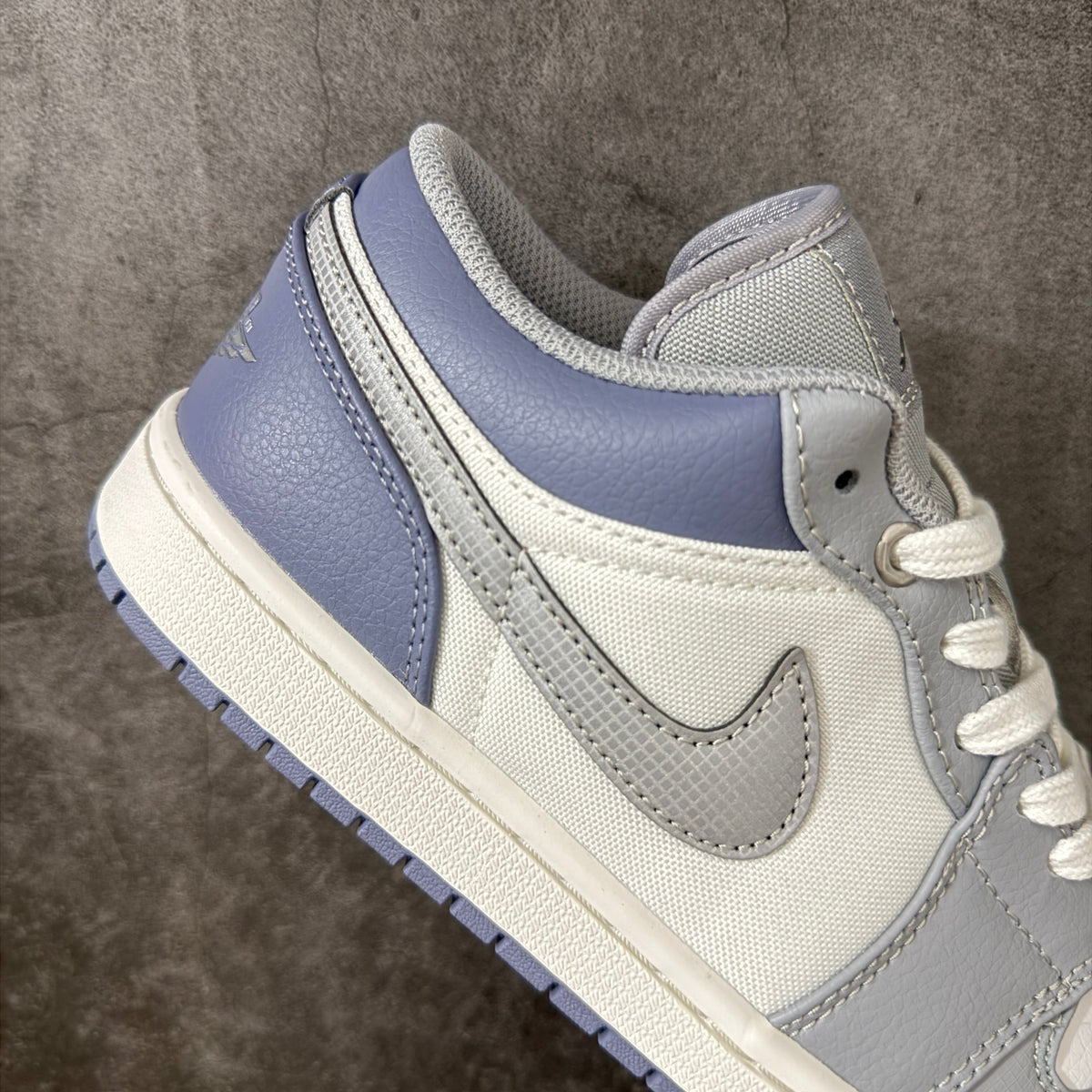 Air Jordan Low AJ1-IX5003-101