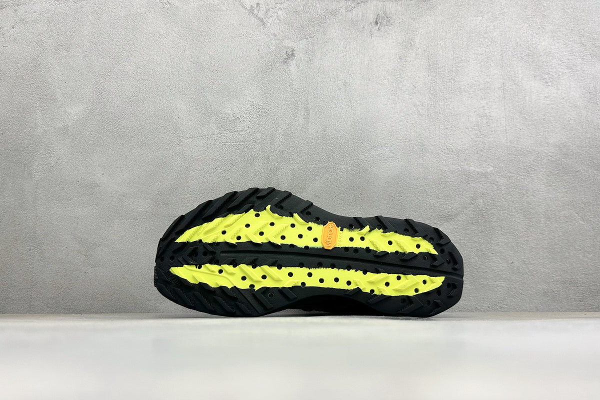 Zoomx ACG Ultrafly Trail-DA5424-105