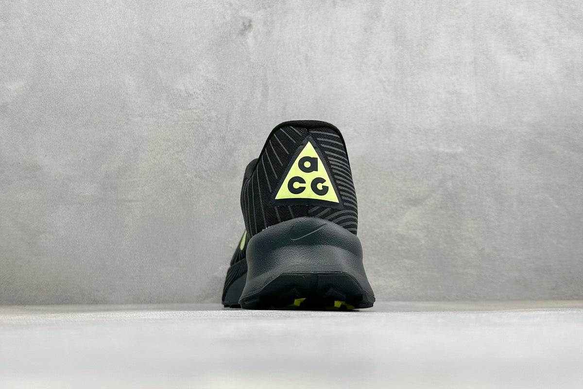 Zoomx ACG Ultrafly Trail-DA5424-105